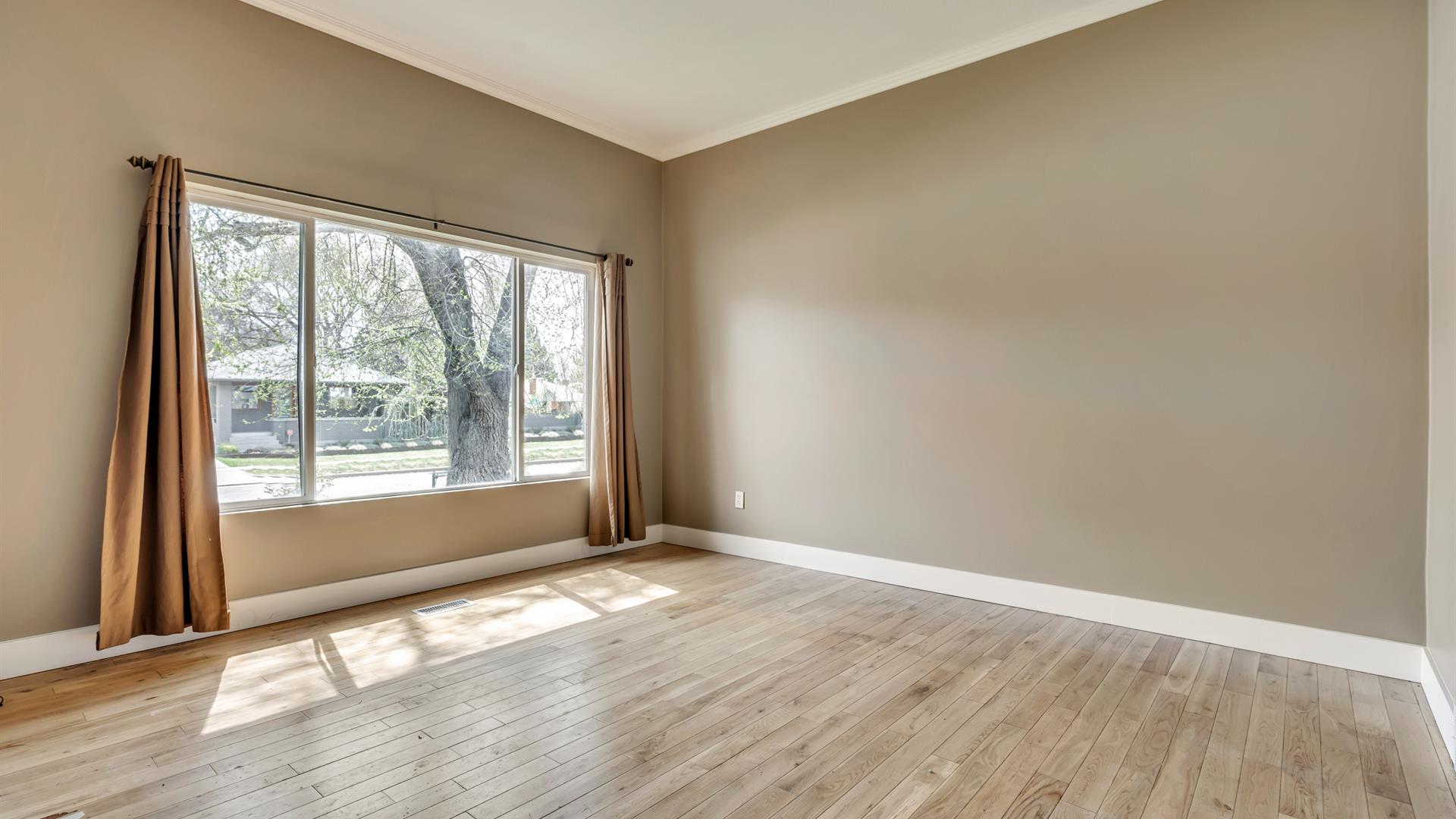 Herbert Ave Park Here